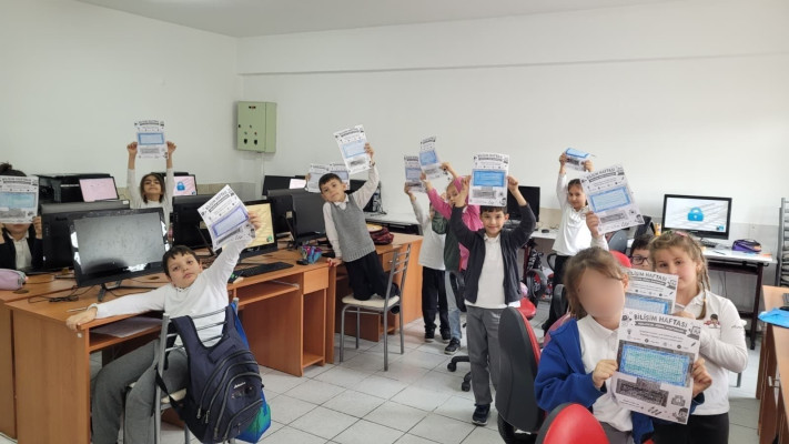 Bilişim Haftası Bilgisayarsız Kodlama Etkinliği